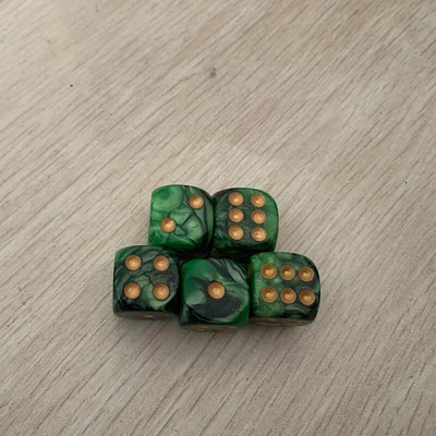 5 kom/set Dodatak za društvene igre puzzle s kockicama u dvije boje, smiješne kockice sa 6 strana, 16 mm