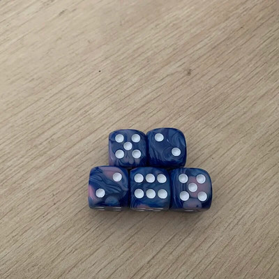 5 kom/set Dodatak za društvene igre puzzle s kockicama u dvije boje, smiješne kockice sa 6 strana, 16 mm