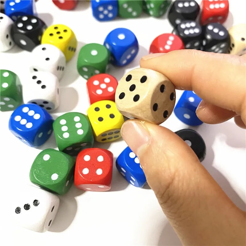 10 komada drvenih kockica D6 kockica sa 16 mm digitalnim brojem ili točkastim kockicama okruglog kuta za dječje igračke Društvene igre