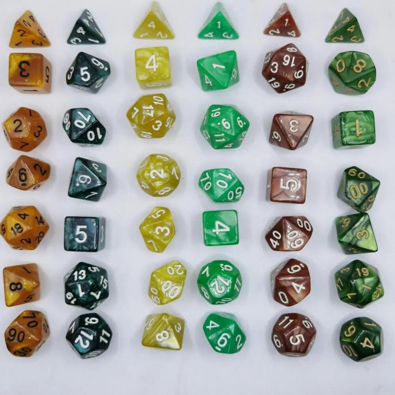 7gab./komplekts Daudzskaldnis, 7 dimensiju grebta raksta kauliņu komplekts D4 D6 D8 D10 D% D12 D20 kauliņu spēle ballīšu rekvizīti Galda Lomu spēles DND