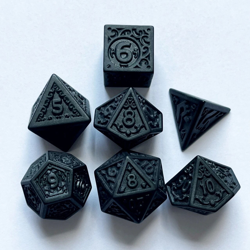 7 gab. Daudzskaldņu komplekts ar 20 seju, grebtu retro retro rakstu, DIY krāsu numuru kauliņu komplekts D4 D6 D8 D10 D% D12 D20 DND TRPG spēlei