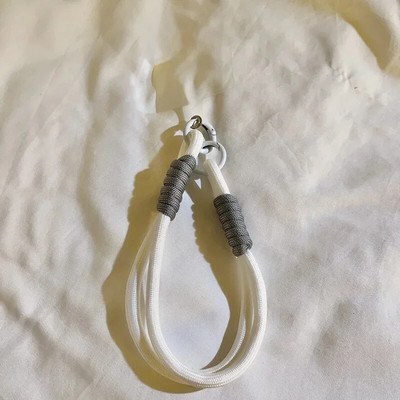 1 gabala vienkāršības tālruņa piekariņš vienkrāsains, īsās tālruņa plaukstas siksniņas ar blīvi. Fashion 2024, jauna tālruņa aukla meitenei