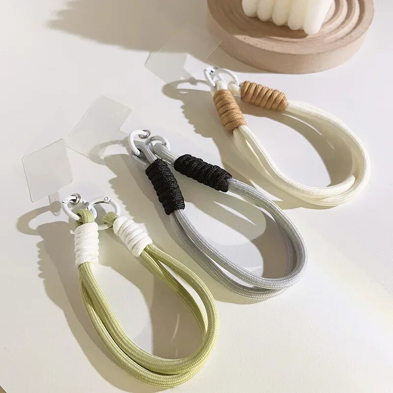 1 gabala vienkāršības tālruņa piekariņš vienkrāsains, īsās tālruņa plaukstas siksniņas ar blīvi. Fashion 2024, jauna tālruņa aukla meitenei