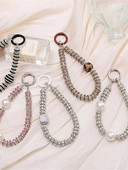 Κορεάτικο κινητό τηλέφωνο Glitter Pearl Rhinestone Crystal Chain βραχιόλι για iPhone 14 13 15 Pro Max Samsung Flip 4 5 Σχοινί κατά της απώλειας