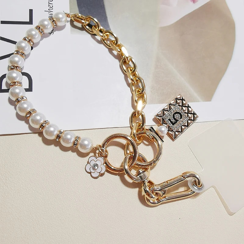 Mobiiltelefonipaelad Lühike randme helmestega väike parfüüm 5 pärlikett Camellia käsikett võtmehoidja ripats Telefoni randmerihm