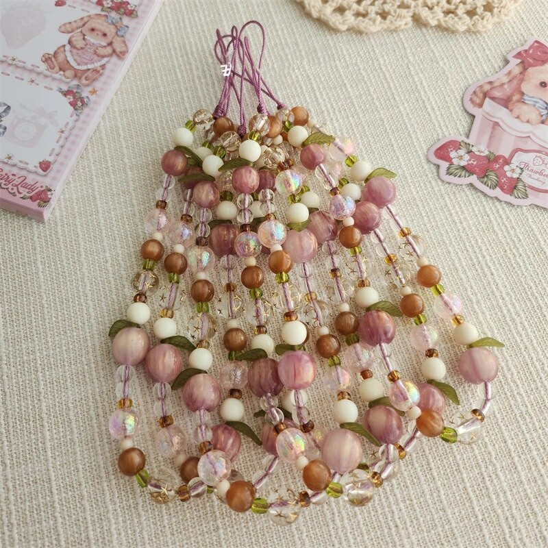 INS 3D plūmju jauka tālruņa ķēde, lapas kulons ar pērlītēm, tālruņa aukla iPhone 15 aksesuāriem. Tālruņa pakarināšanas virve sievietēm Rotaslietas