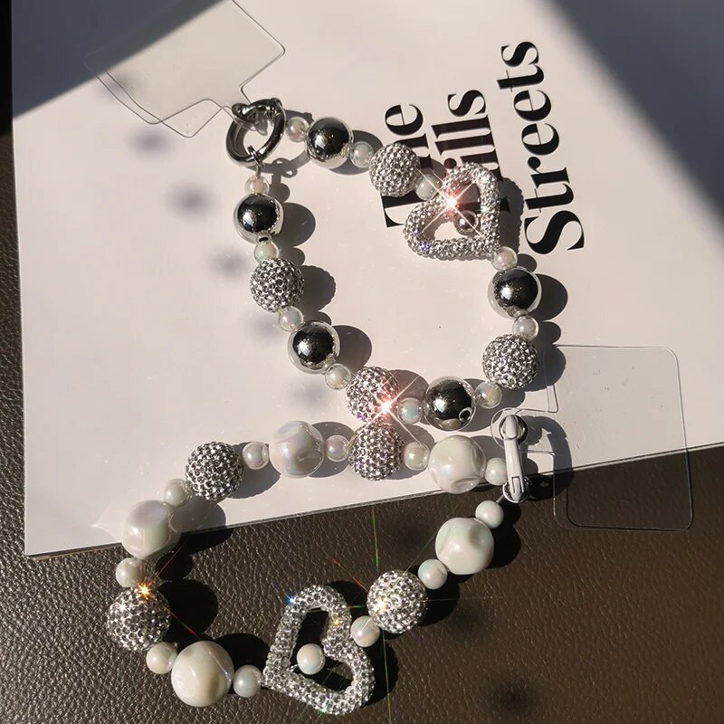 Mobilā tālruņa virves plaukstas locītavas īsa ūdens dimanta bumbiņa, kas ir izdobta Love Pilna dimanta lodīšu kulons universāla siksna pret zudumu