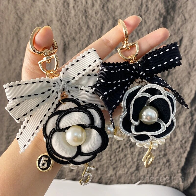 Maza smaržīga ziedu loka pērļu rokassprādze Mobilā tālruņa aukla Sieviešu pārnēsājams piekarināms tālrunis Universāls Pret Loss Štrope