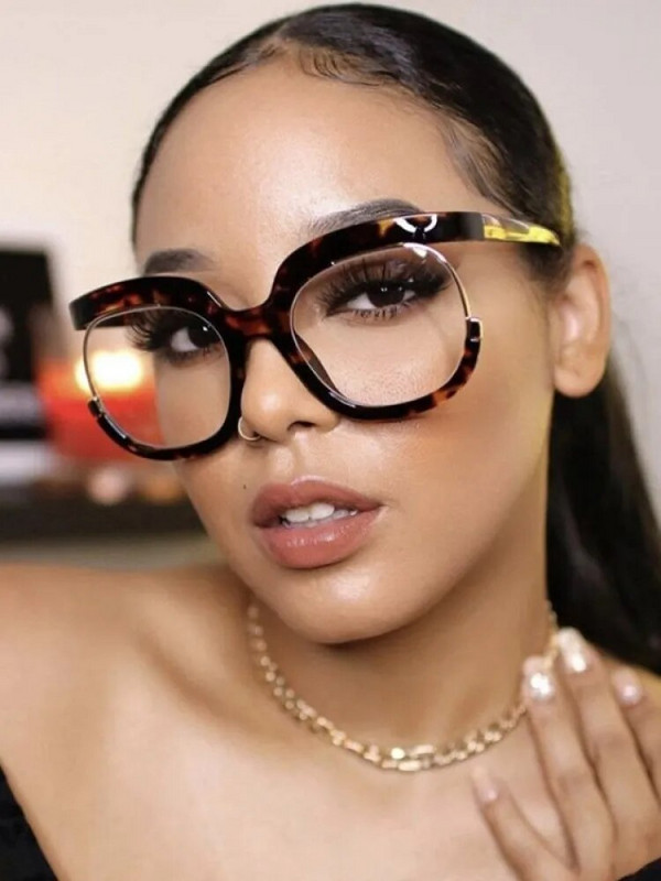 Caurspīdīgi zilu staru bloķējošas brilles, liela briļļu ietvara briļļu ietvars sievietēm 2022. gada anti-blue Light Trend apaļas brilles