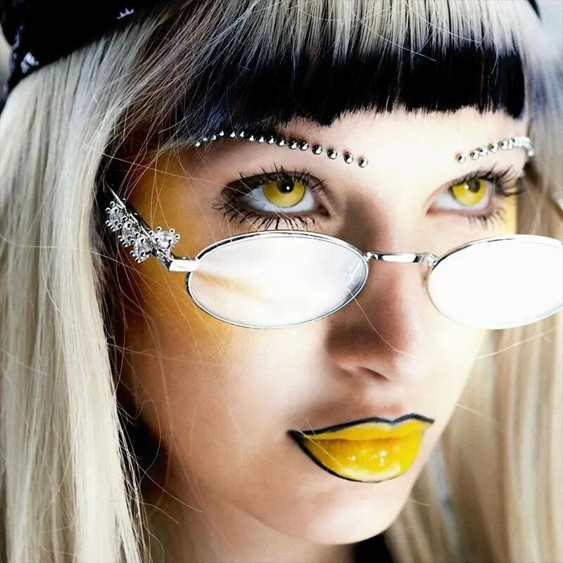 Ovālas krāsas Rhinestone Jaunas saulesbrilles Bling briļļu rāmji Caurspīdīgs lēca Mazs apaļš sieviešu vīriešu metāla retro dimanta ietvars brilles