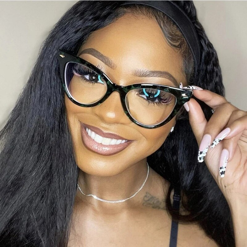 Elegantni okviri za naočale s plavim svjetlom za žene, modne lažne naočale s mačjim okom, ženske vintage prozirne optičke naočale s zakovicama, spektakl