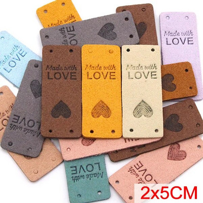 20gab. Roku darbs ar mīlestības etiķetēm apģērbam. Dzija bumbu ar rokām darināta ādas etiķete šūšana uz cepurēm Trikotāžas šūšanas piederumi