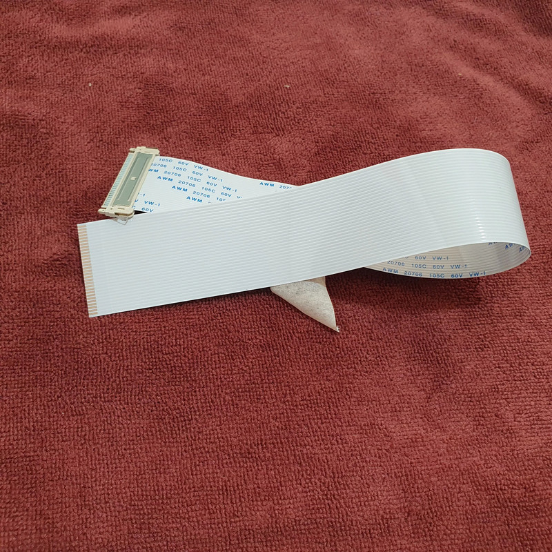 Ευέλικτο επίπεδο καλώδιο FFC Καλώδιο 30 ακίδων 1,0 Βήμα αντίθετη κατεύθυνση με υποδοχή για οθόνη LCD TTL 25cm*3,1cm