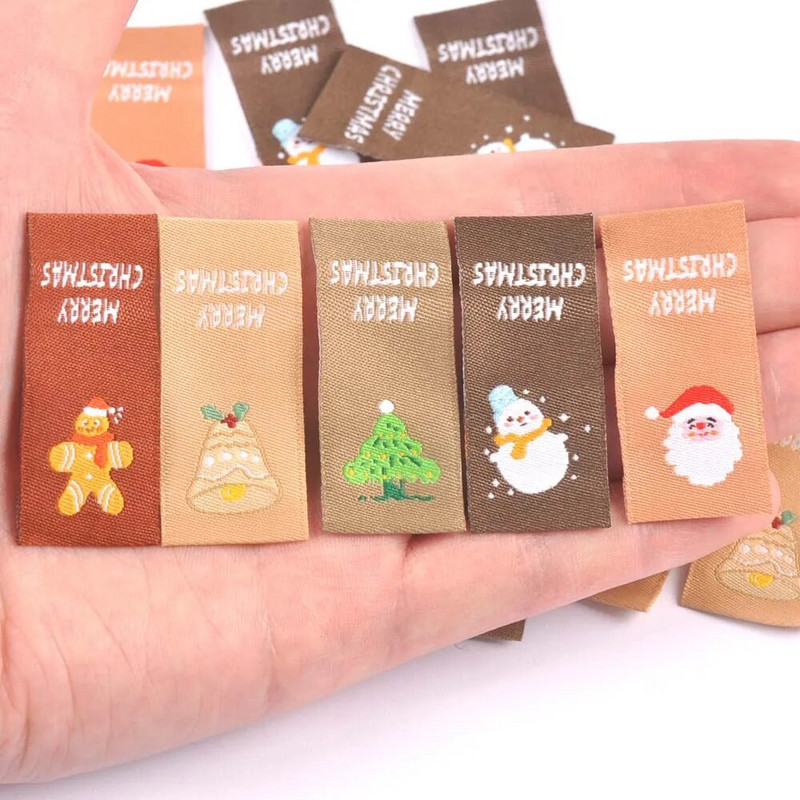 50 gab. Ziemassvētku vecīša/sniegavīra/ziemassvētku eglītes uzlīmes šūšanai. Piederumi Bērnu apģērbs DIY Amatniecība Roku darbs Apģērbi Materiāli Ziemassvētku birkas