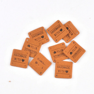 20Gb 2,5cm jauktas krāsas mini kvadrāts "Roku darbs ar mīlestību" Reljefa etiķetes Šūšanai Apģērbi Amatniecība Aksesuāri DIY Somas Cepures Tag