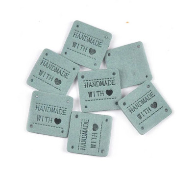 20Gb 2,5cm jauktas krāsas mini kvadrāts "Roku darbs ar mīlestību" Reljefa etiķetes Šūšanai Apģērbi Amatniecība Aksesuāri DIY Somas Cepures Tag