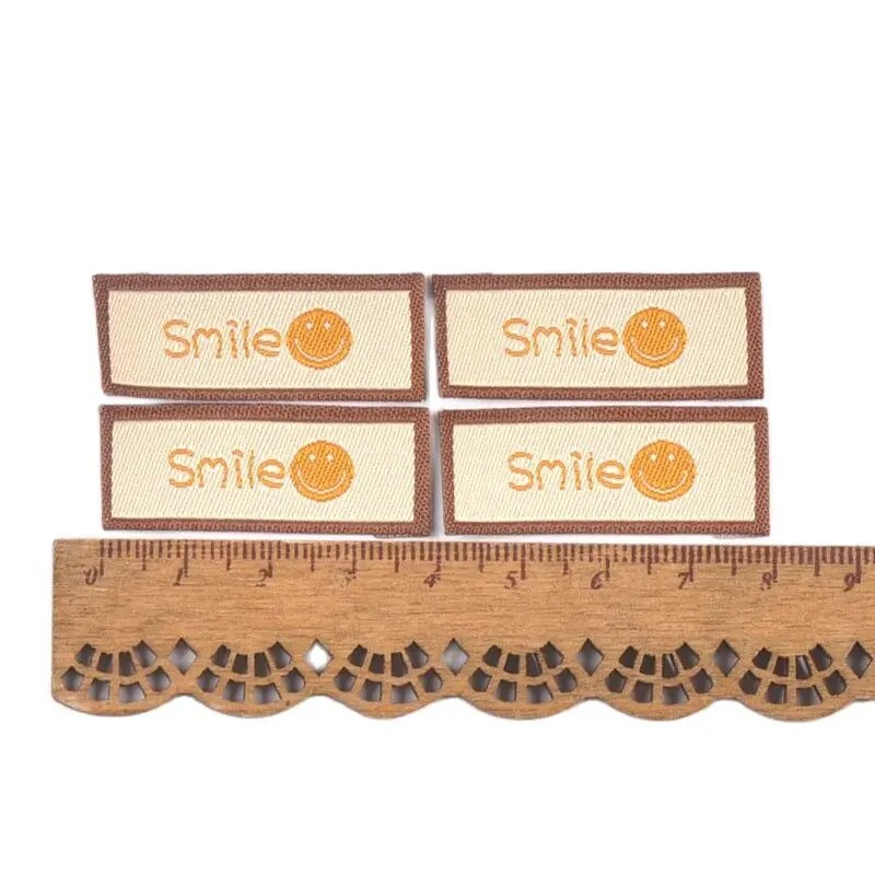 50Gb/Lot Karikatūras izšuvumi Mazgājami kopšanas uzlīmes apģērbiem Šūšanas piederumi Somas Smlie Sejas birkas Apģērbs DIY Crafts c3207