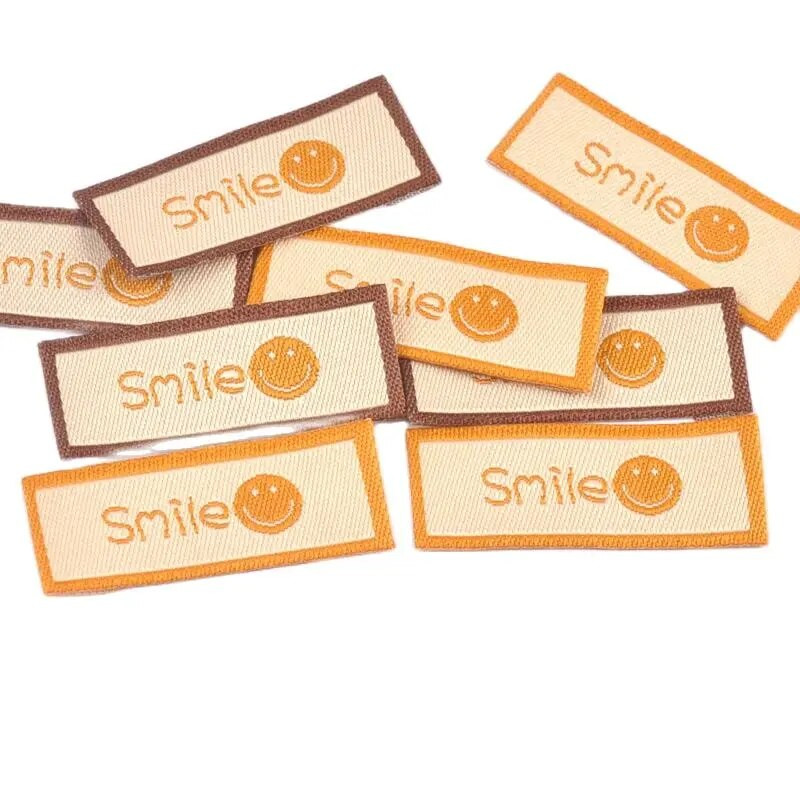 50Gb/Lot Karikatūras izšuvumi Mazgājami kopšanas uzlīmes apģērbiem Šūšanas piederumi Somas Smlie Sejas birkas Apģērbs DIY Crafts c3207