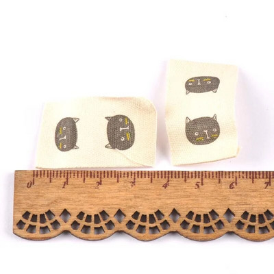 ανάμεικτα 50 τμχ Ζώο εμπριμέ μπεζ βαμβακερή υφασμένη ετικέτα για ετικέτες φροντίδας ρούχων Παπούτσια κινουμένων σχεδίων Τσάντες που πλένονται Ετικέτες ενδυμάτων CP2244