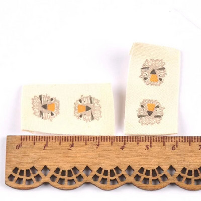 ανάμεικτα 50 τμχ Ζώο εμπριμέ μπεζ βαμβακερή υφασμένη ετικέτα για ετικέτες φροντίδας ρούχων Παπούτσια κινουμένων σχεδίων Τσάντες που πλένονται Ετικέτες ενδυμάτων CP2244