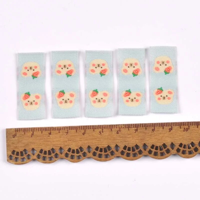 50Gb Karikatūras Dinozauru/Pingvīnu Etiķetes Apaviem Kopšanas somām Šūšana Apģērbs Roku darbs Piederumi DIY Amatniecība Audums Apģērbu Birkas