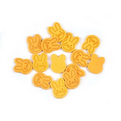 30Gb 20x15,5 mm Cute Trušu āda Reljefa etiķetes Šūšana Apģērbi Aksesuāri Somas Apģērbu Birkas DIY Supplies Roku darbs Amatniecība