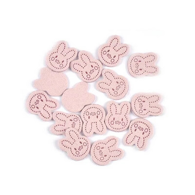 30Gb 20x15,5 mm Cute Trušu āda Reljefa etiķetes Šūšana Apģērbi Aksesuāri Somas Apģērbu Birkas DIY Supplies Roku darbs Amatniecība