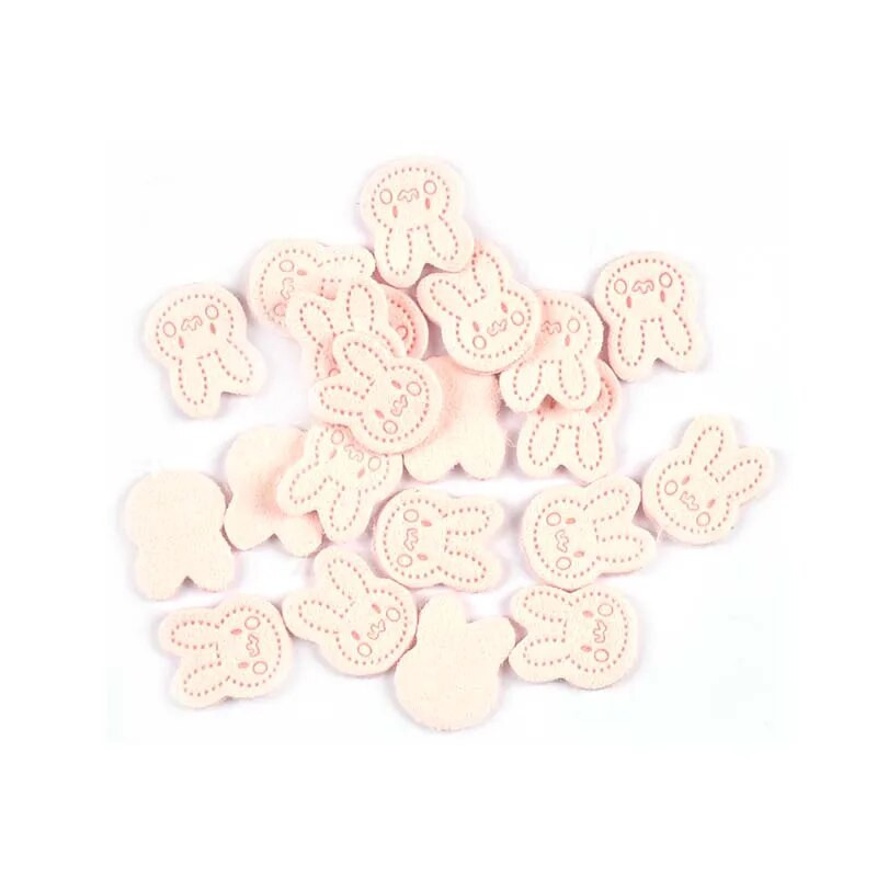 30Gb 20x15,5 mm Cute Trušu āda Reljefa etiķetes Šūšana Apģērbi Aksesuāri Somas Apģērbu Birkas DIY Supplies Roku darbs Amatniecība