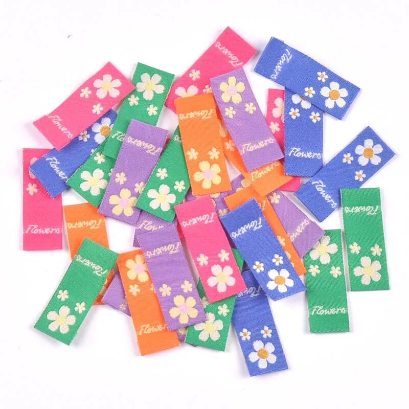Μικτό σχέδιο λουλουδιών 50 τμχ Χειροποίητη υφαντή ετικέτα για ρούχα Ετικέτες κασκόλ Παπούτσια Τσάντες Ετικέτες ρούχων 15x40mm CP3504