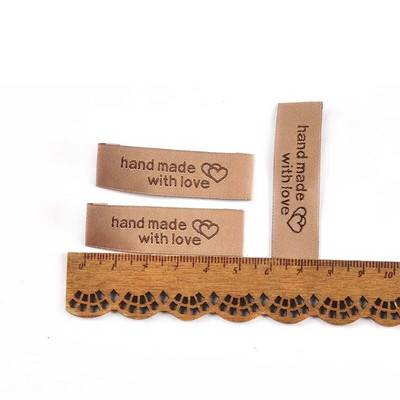50 buc/lot 5x1,6 cm Inimă Litere Etichete Brodate haine Genți Accesorii de cusut Artizanat DIY Etichete pentru îmbrăcăminte Materiale lucrate manual