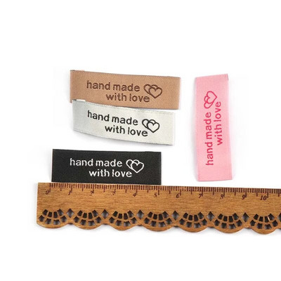 50 buc/lot 5x1,6 cm Inimă Litere Etichete Brodate haine Genți Accesorii de cusut Artizanat DIY Etichete pentru îmbrăcăminte Materiale lucrate manual