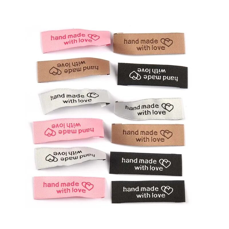 50vnt./stal. 5x1.6cm Širdelės raidės, išsiuvinėtos etiketės Drabužių krepšiai Siuvimo reikmenys Pasidaryk pats amatai Drabužių etiketės Rankų darbo medžiagos