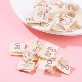 50 vnt. Rankų darbo su meilės audeklu Drabužių etiketės Animacinių filmų katės austi megzti reikmenys Širdies raštų drabužių etiketės siuvimo priedai