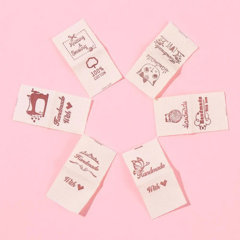 50 vnt. Rankų darbo su meilės audeklu Drabužių etiketės Animacinių filmų katės austi megzti reikmenys Širdies raštų drabužių etiketės siuvimo priedai