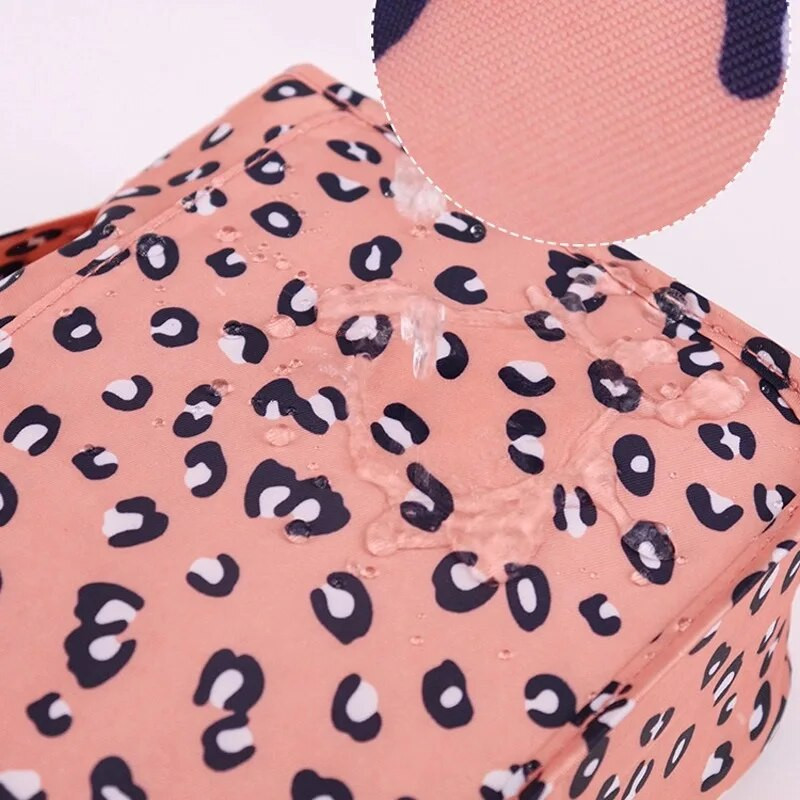 Γυναικεία νάιλον τσάντα ταξιδίου Αδιάβροχη τσάντα μακιγιάζ με γάντζο Unisex Neceser Οργάνωση καλλυντικών και καλλυντικών Θήκη Τσάντες αποθήκευσης μπάνιου