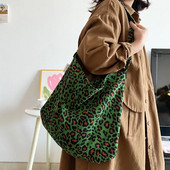 Leopard Print Sieviešu velveta plecu soma, liela ietilpība, dāmu somas, pirkumu somas Rokassomas Vintage sieviešu krūšu soma Crossbody