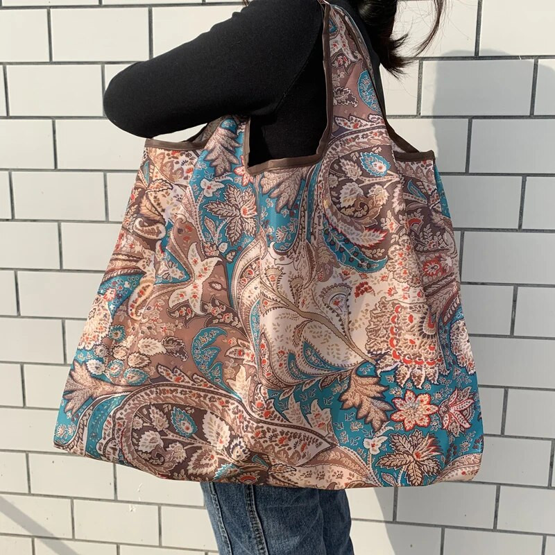 2022. gada jauns tote, salokāmas krāsas ECO atkārtoti lietojama poliestera pārnēsājama plecu rokassomiņa karikatūra zaļš saliekams maisiņš iepirkumu soma