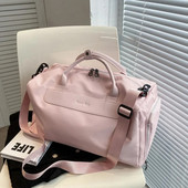 Jauna sporta fitnesa soma sausai un slapjai atdalīšanai, daudzfunkcionāla liela ietilpības ūdensnecaurlaidīga pārnēsājama ceļojumu soma ar šķērsām