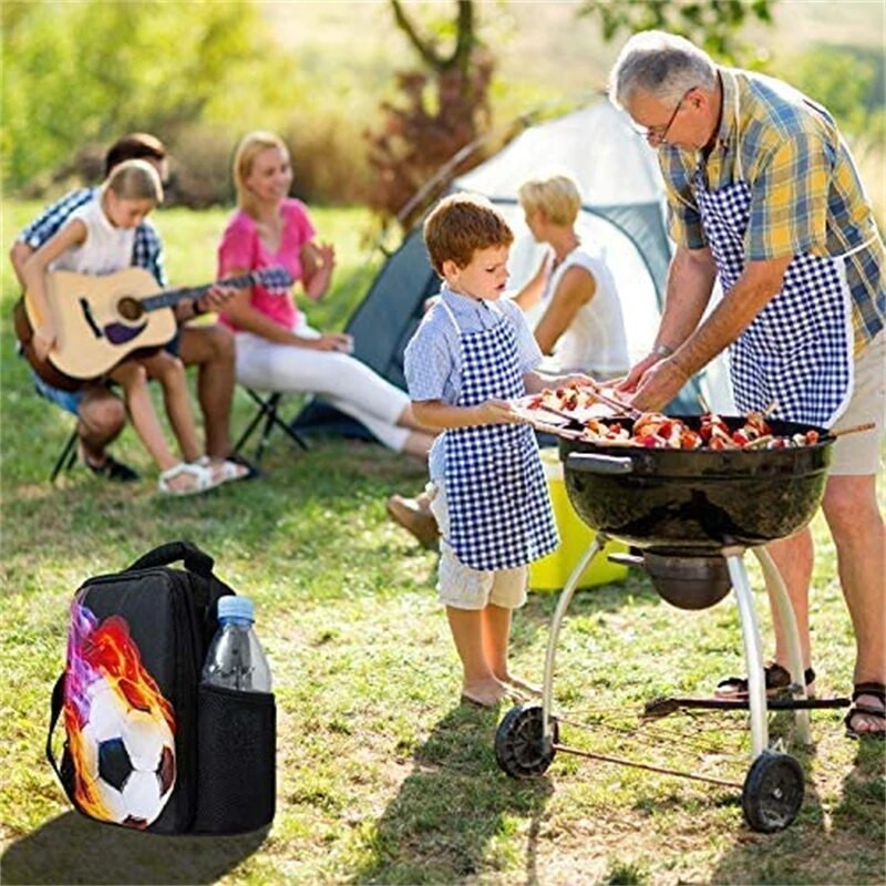 Pusdienu kastes bērniem Uzlabota izolēta futbola pusdienu soma Ūdensizturīga atkārtoti lietojama pārnēsājama maltīšu ledus iepakojums zēniem, meitenēm