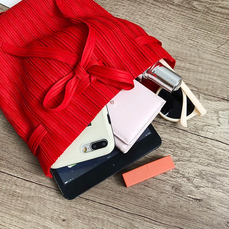 Sieviešu 2023. gada jaunākā Miyake salokāma dizaina soma plecu soma Moderna pārnēsājama mežģīņota lina soma kroku maisa soma vienradža soma