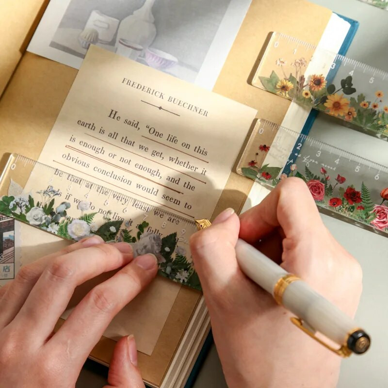 15 cm margrietiņas rozes lineāls Studentu ziedu lineāls Daudzfunkcionāls zīmēšanas rīks, kas paredzēts skolai biroja zīmēšanai.