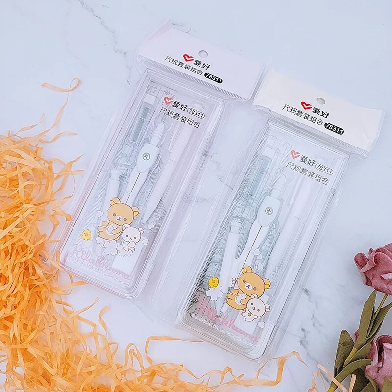 AIHAO 78311 Rilakkuma metāla kompasa lineāls, trīsstūra lineāls, skolas rakstāmpiederumi jaunāko klašu skolēniem