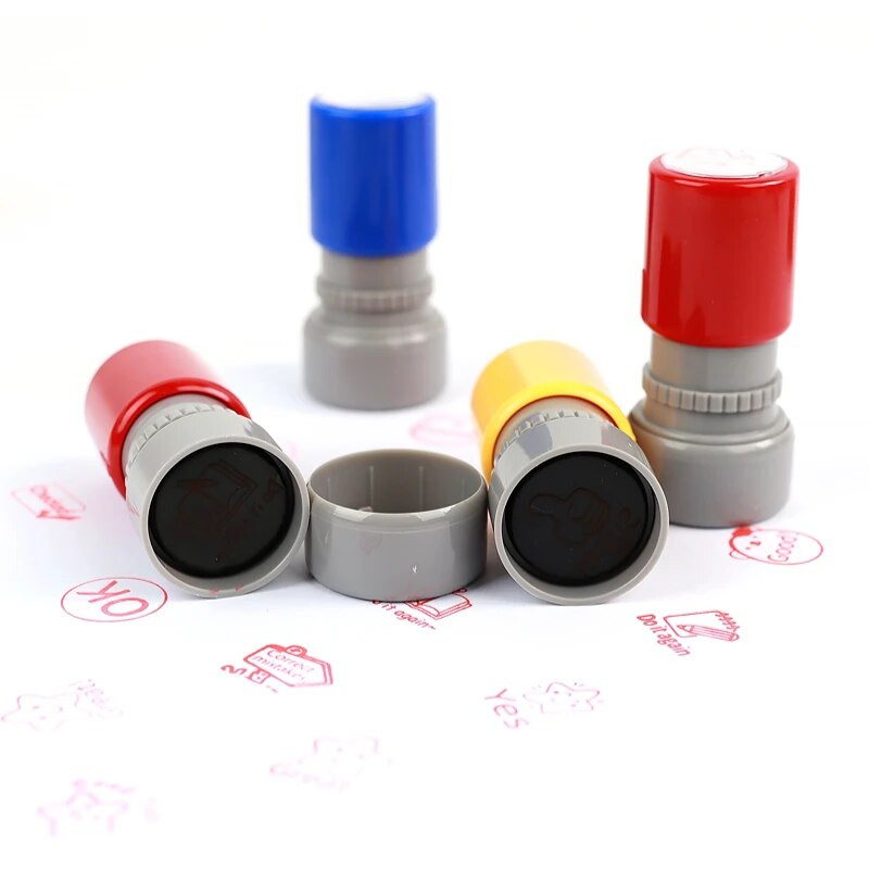 Angļu valodas iedrošināšanas komentāri Zīmogs Studentu Skolotājs Bērnu iedrošinājums Karikatūra Komentārs Atlīdzība Dažādi albumu pastmarkas