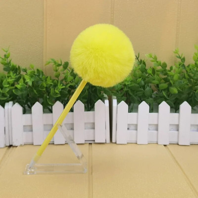 1 tk karvane pastapliiats, 7 värvi pühadekingitus, bürooõpilaste kirjatarbed P-2019