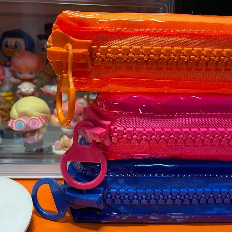 Liels rāvējslēdzēja zīmuļa futrālis, krāsa kvadrātveida liela ietilpība studentu kancelejas piederumi skolas piederumi dienasgaismas caurspīdīgs PVC uzglabāšanas maisiņš