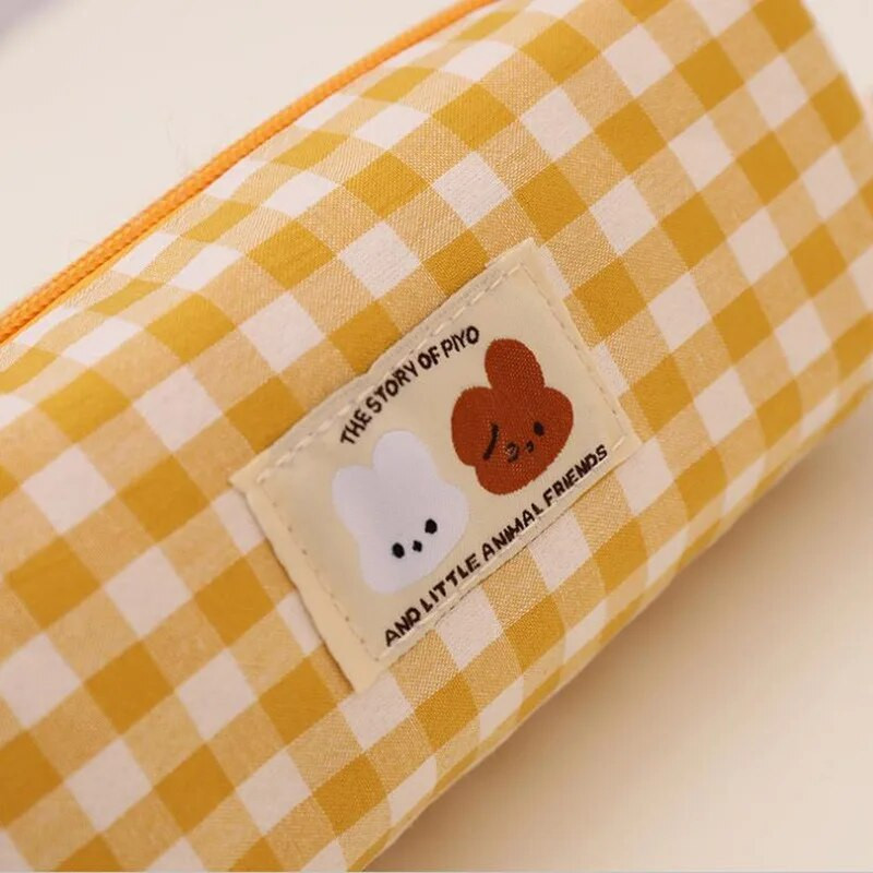 2023. aasta uus lihtne armas multifilmi tikandimustriga ruuduline pliiatsikarbid, kaelapael, tõmblukk, suure mahutavusega kirjatarvete kott tüdrukule