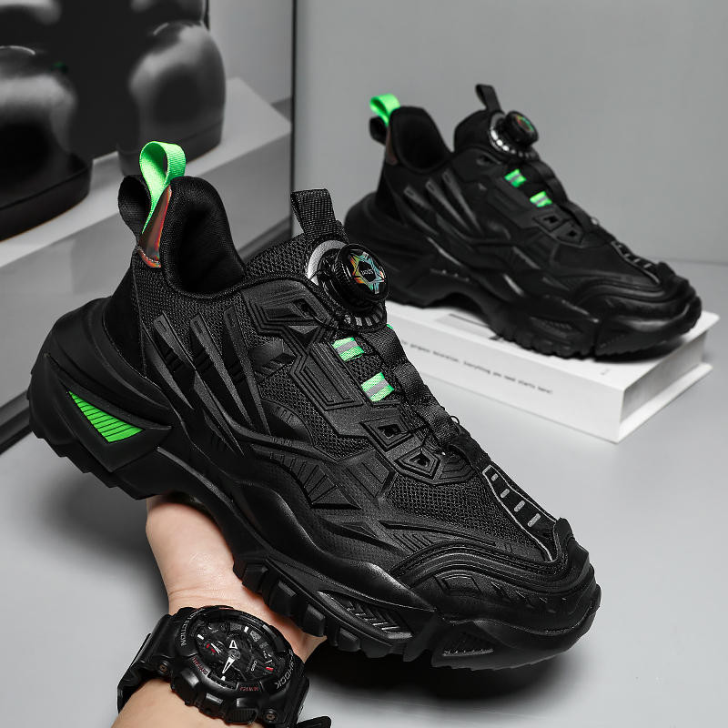 Laisvalaikiai sportbačiai grubiu padu – įvairių modelių