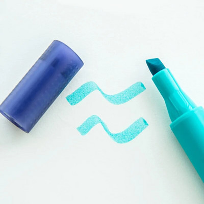 8 Spalvoti STA 3240 Vienos galvutės žymeklio rašiklis.