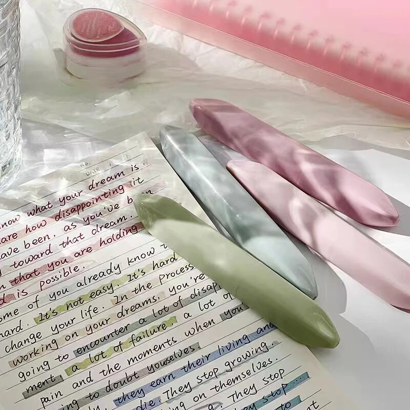 4gab Kawaii marķieru pildspalvas Cute lūpu krāsas formas izgaismotāji korejiešu kancelejas preces lielas ietilpības dienasgaismas pildspalvas zīmēšanas rīki birojs