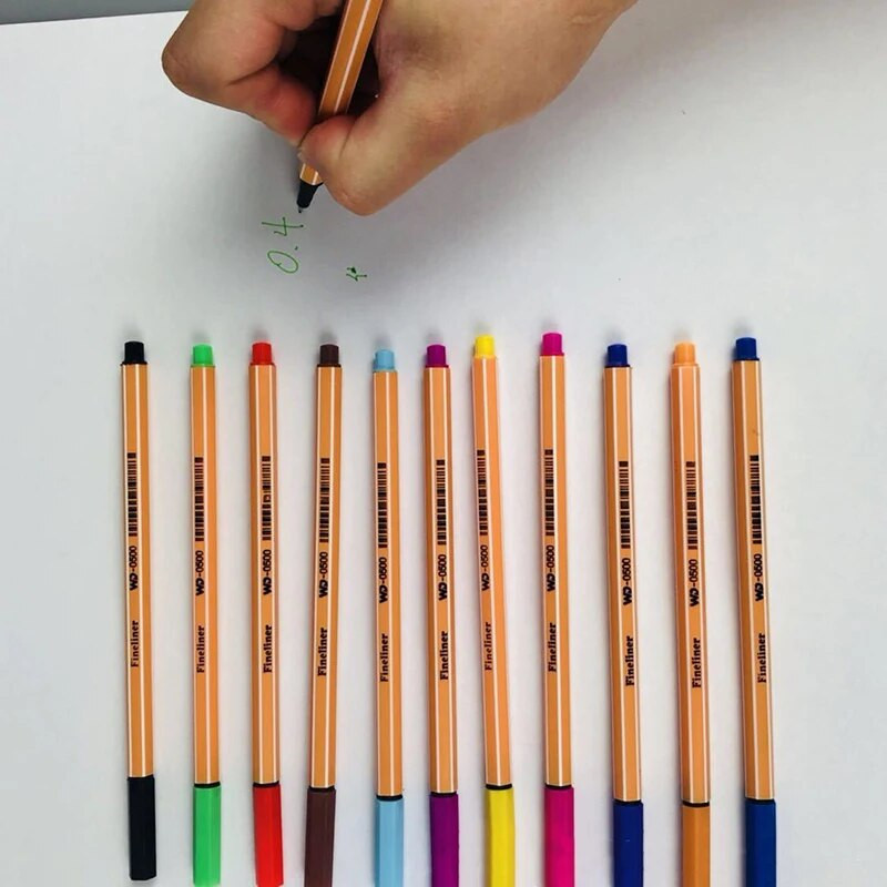 12 krāsu smalkmateriāla komplekts, zīmēšanas pildspalva 0,4 mm ieliktņa pildspalvas Skiču marķieris Tiralineas Tekenen burtu marķieri Pennarelli Dessin